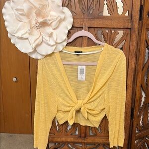 Torrid Yellow Tie-Front Cropped Knit Top